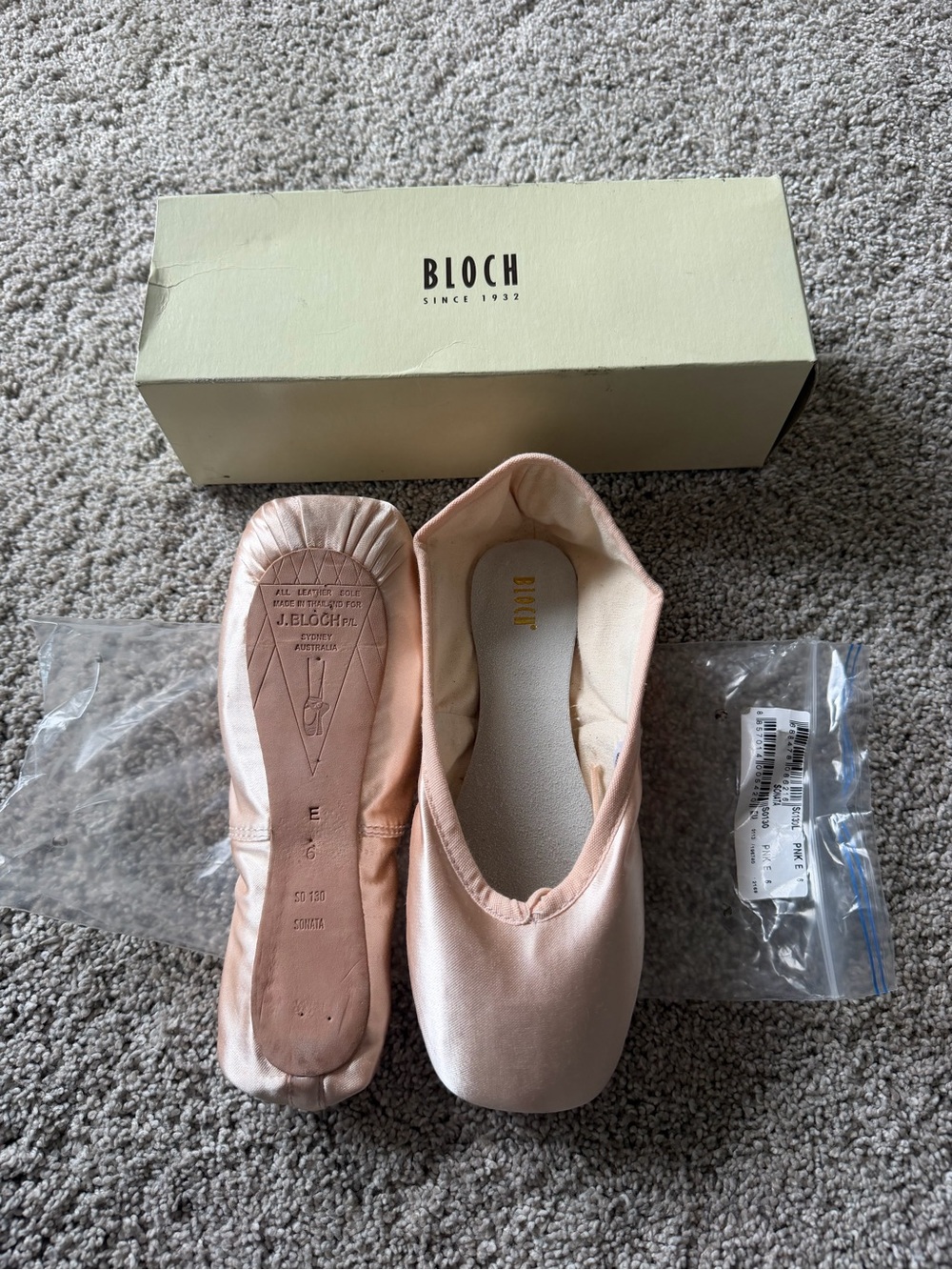 Bloch Ballet sonata Flats in Pale Pink Satin